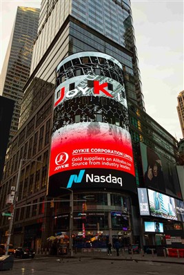 JOYKIE ilumina Nasdaq y Times Square